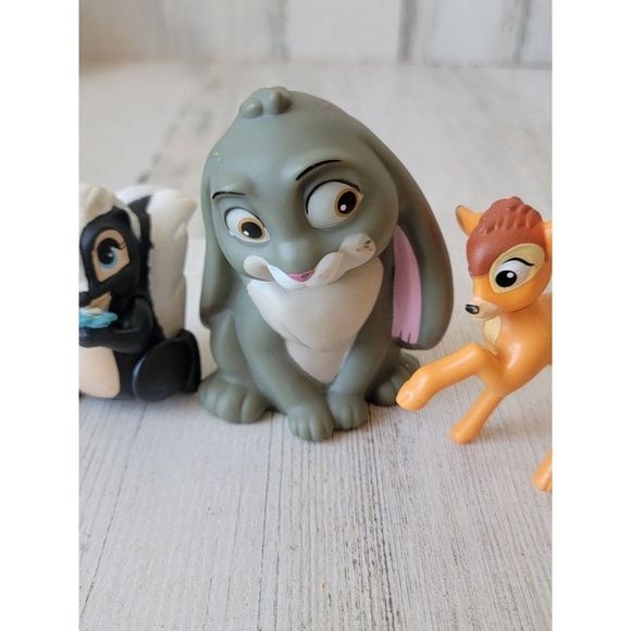 Disney rabbit Thumper skunk flower toy playset Bambi toy figure - Picture 3 of 13